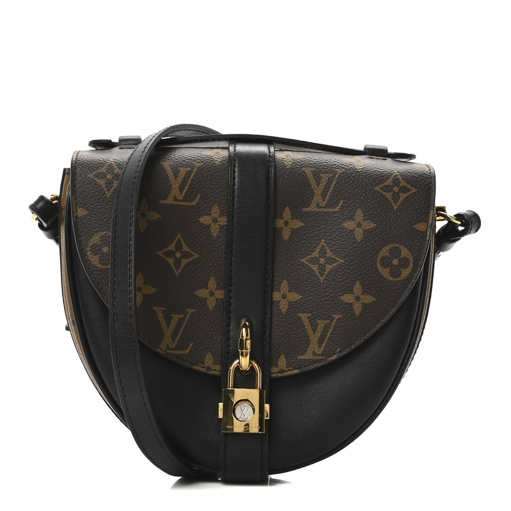Reverse Monogram Chantilly Lock Black