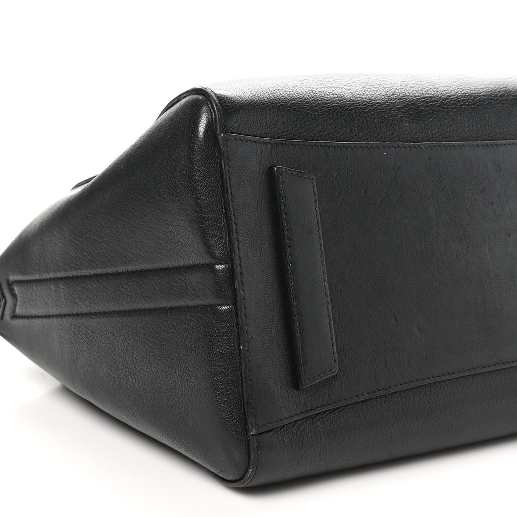 Sugar Goatskin Medium Antigona Black