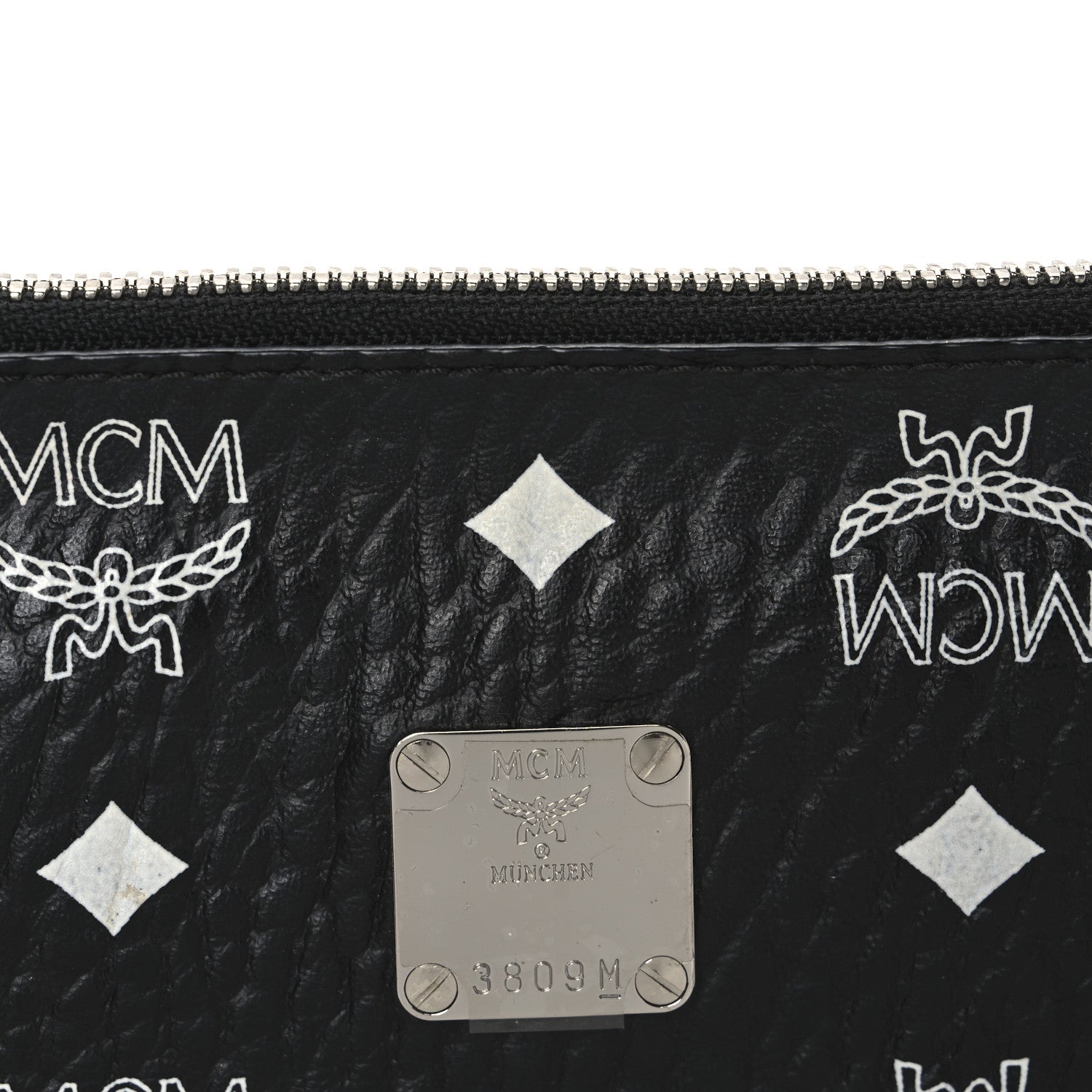 Visetos Medium Stark Wristlet Pouch Black