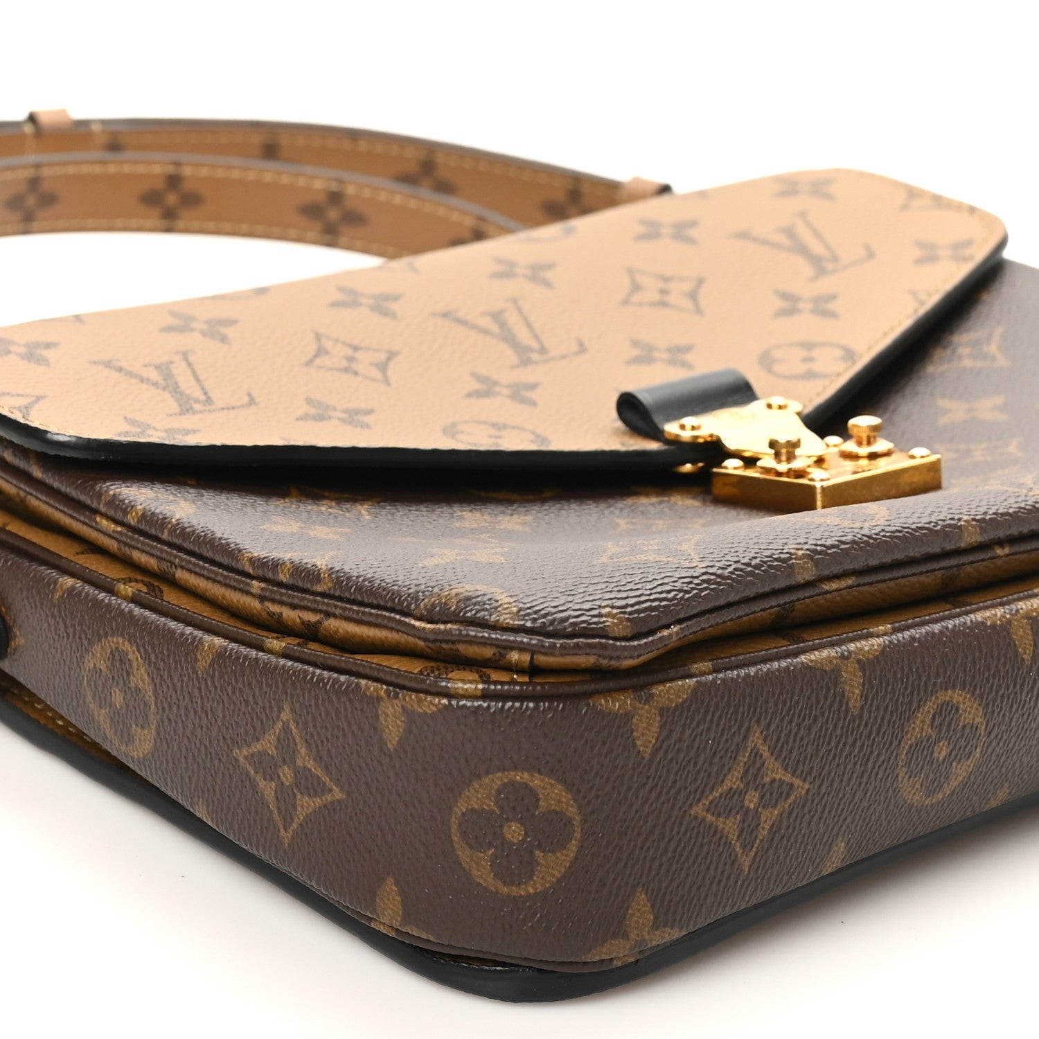 Reverse Monogram Pochette Metis