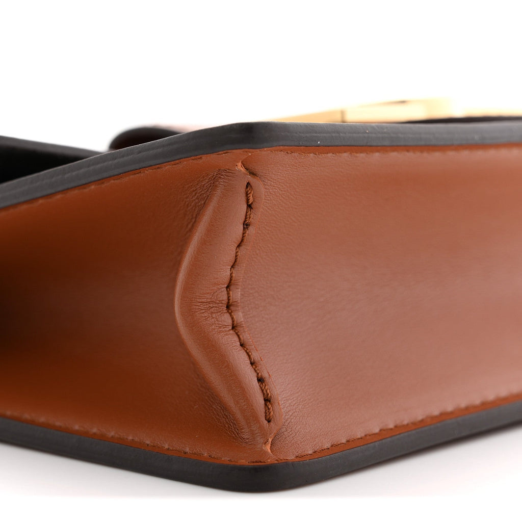 Reverse Monogram Dauphine Chain Wallet