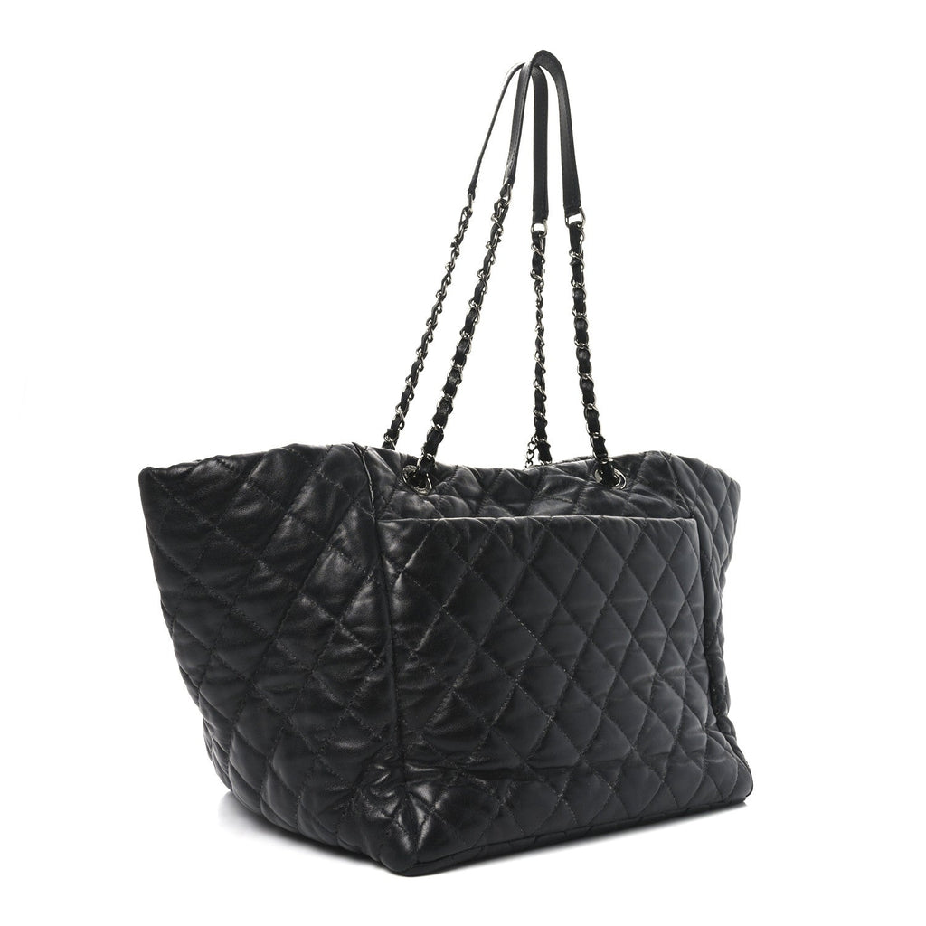 Lambskin Quilted Week End on Mars Tote Black