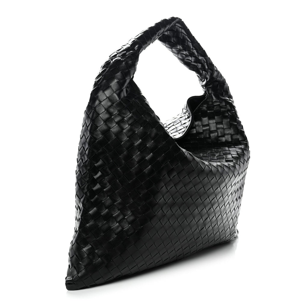 Calfskin Intrecciato Large Hop Black