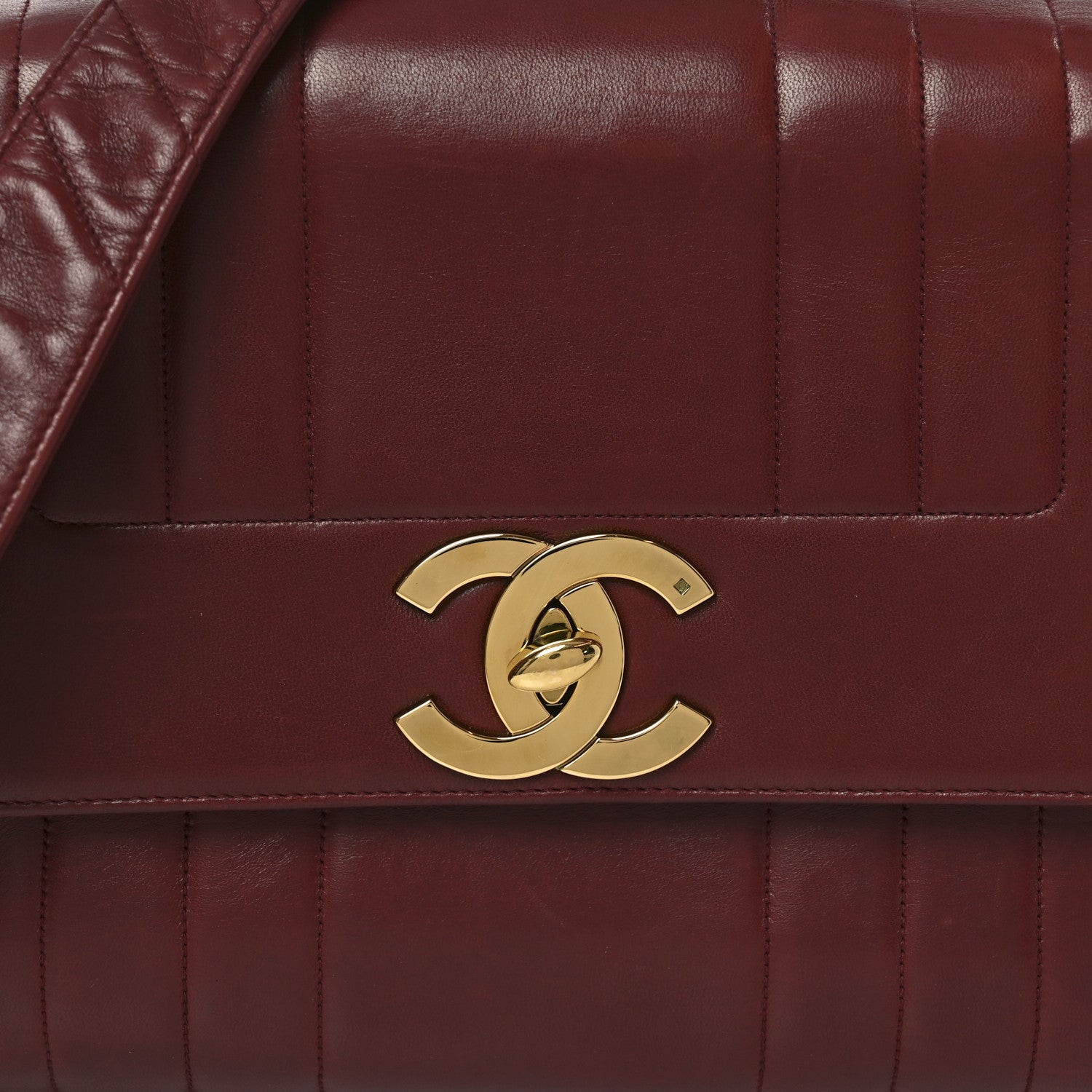 Lambskin Vertical Quilted CC Flap Shoulder Bag Burgundy