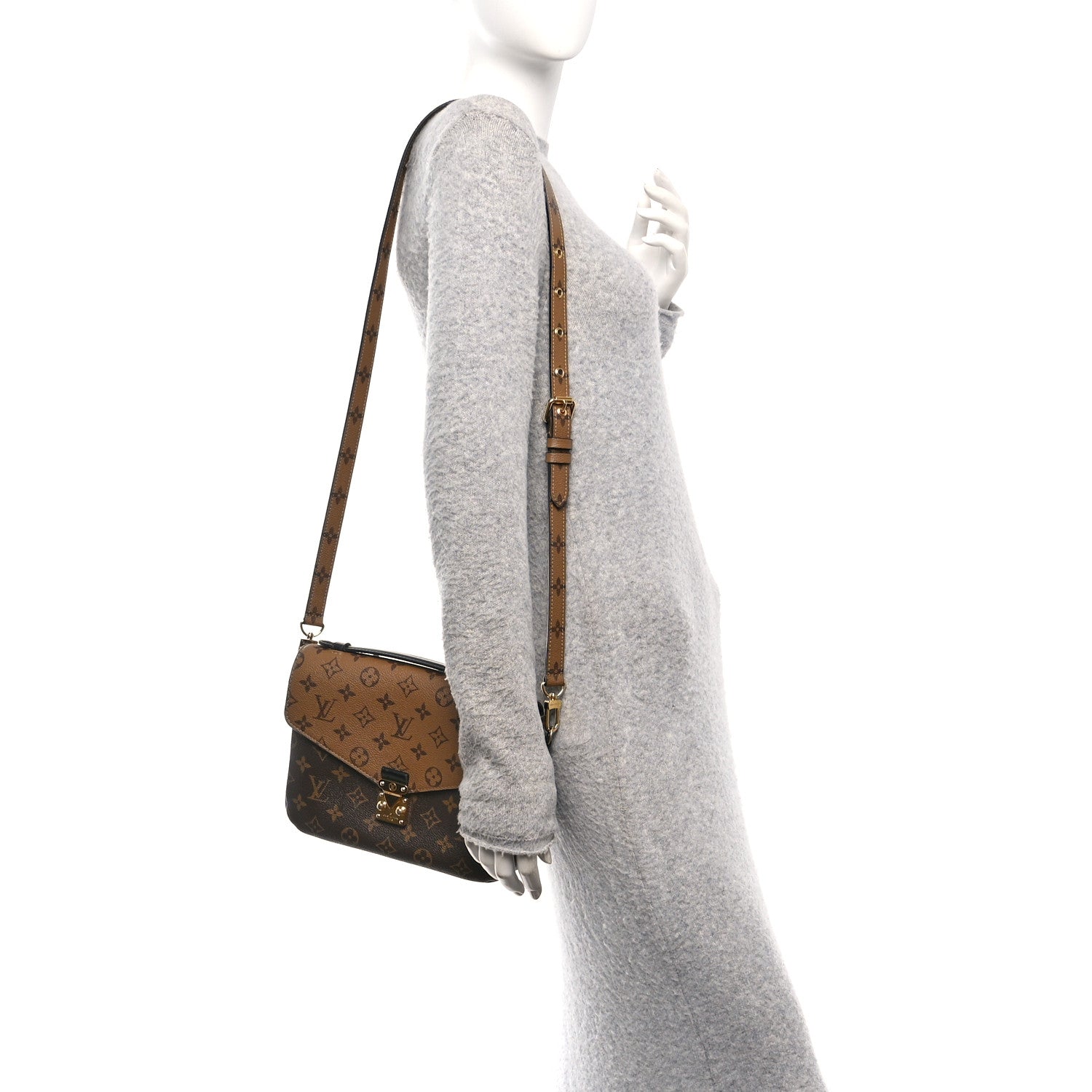 Reverse Monogram Pochette Metis