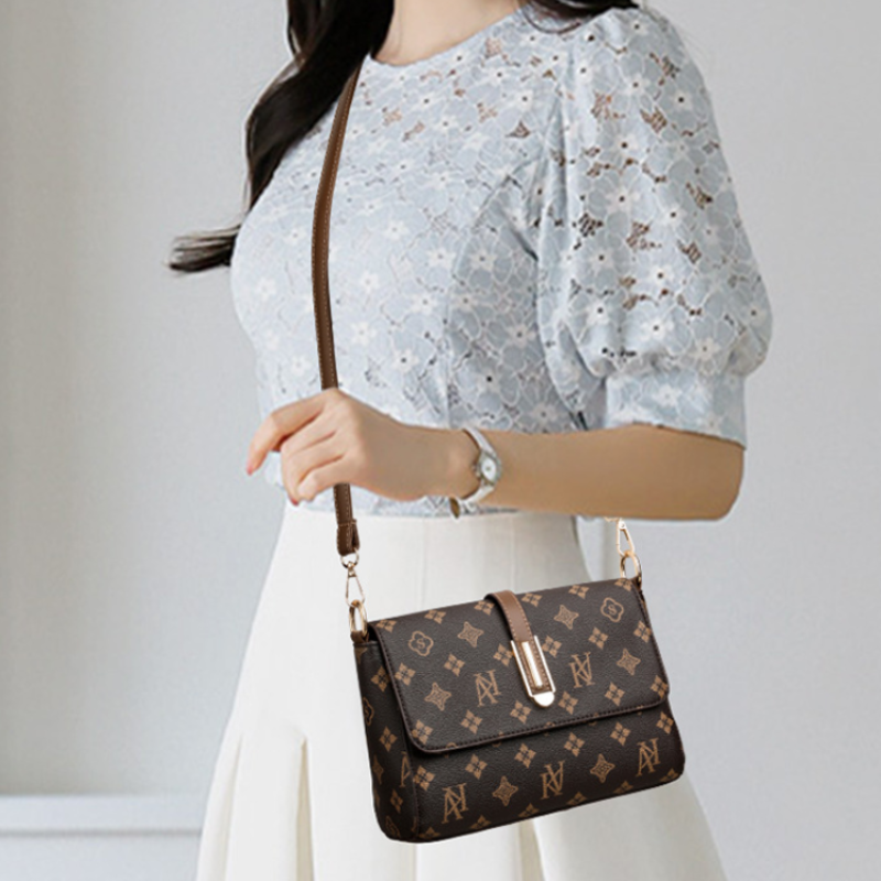 Versa Luxe Carry Crossbody Bag