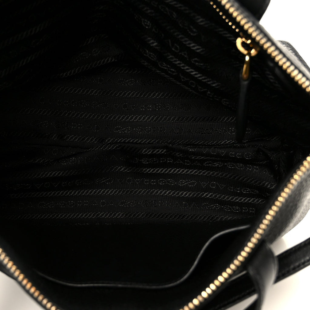 Vitello Daino Pocket Small Tote Black