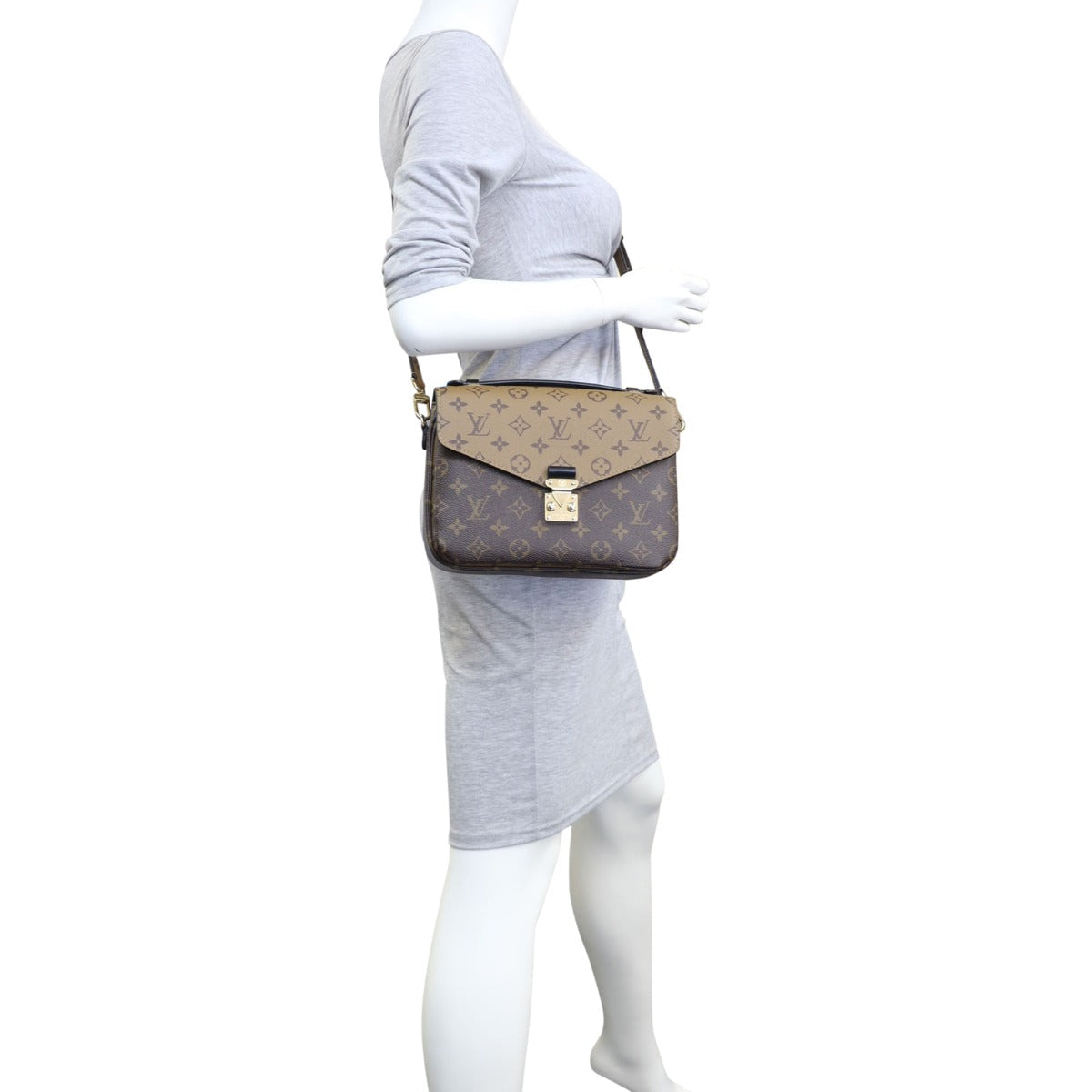 Louis Vuitton Pochette Metis Monogram Reverse