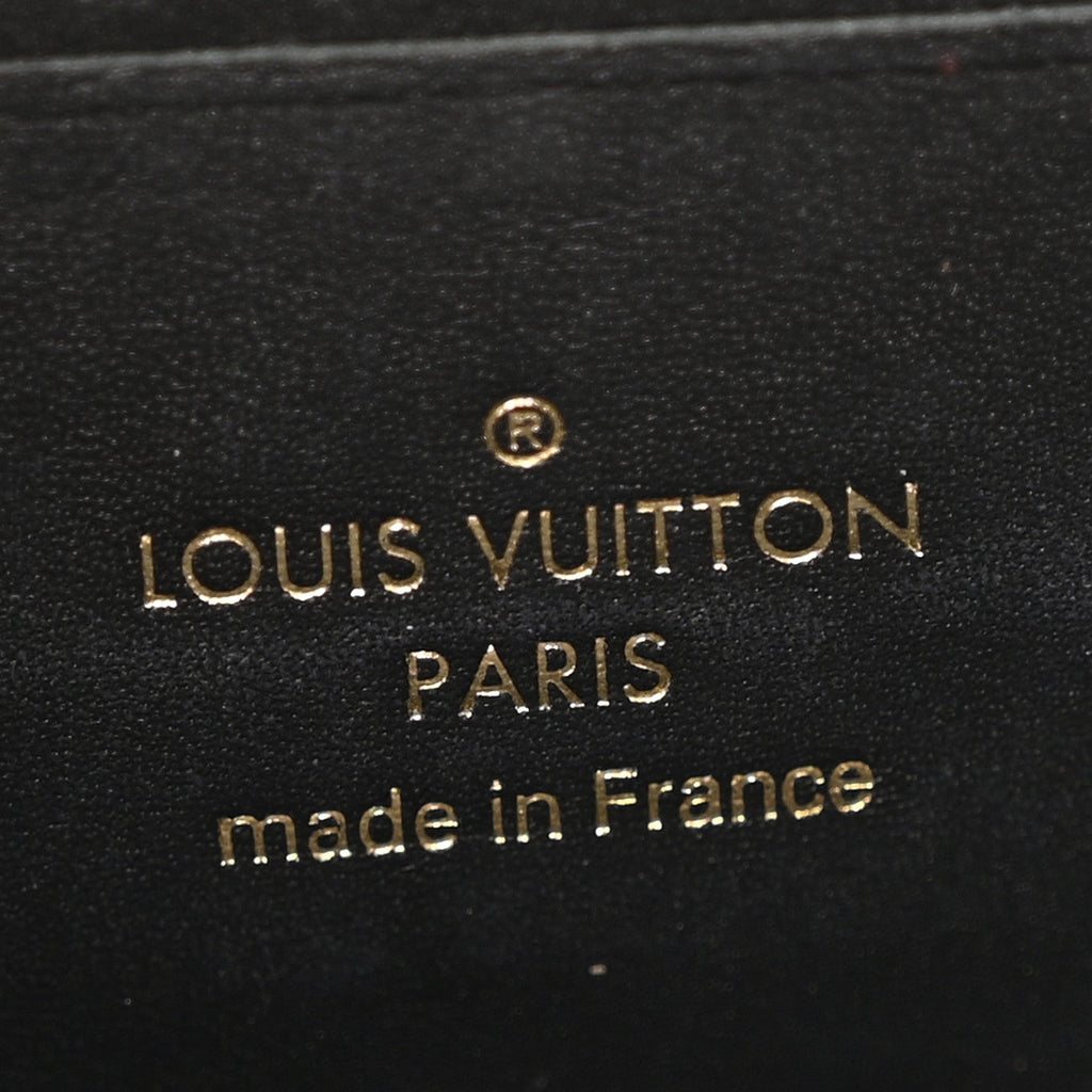 Reverse Monogram Dauphine Chain Wallet
