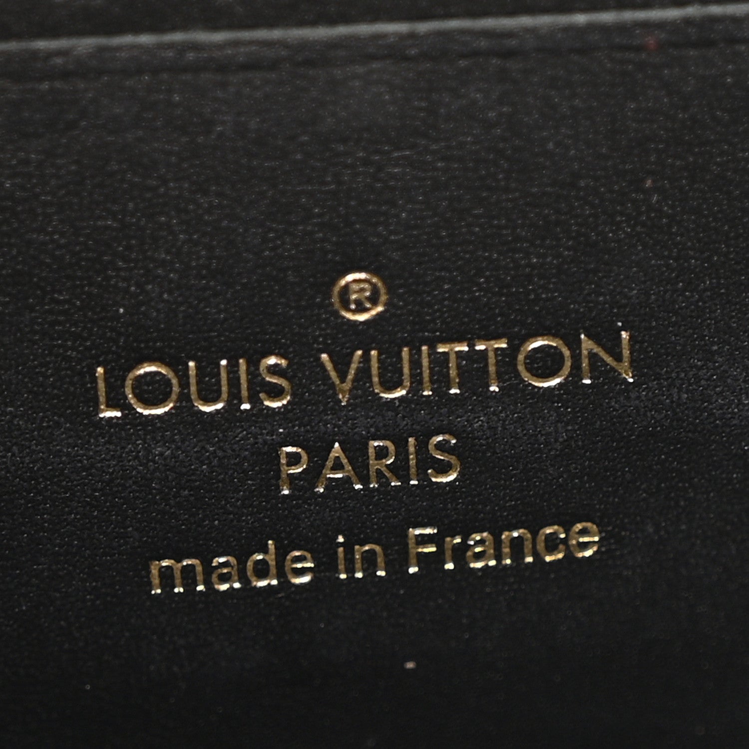Reverse Monogram Dauphine Chain Wallet