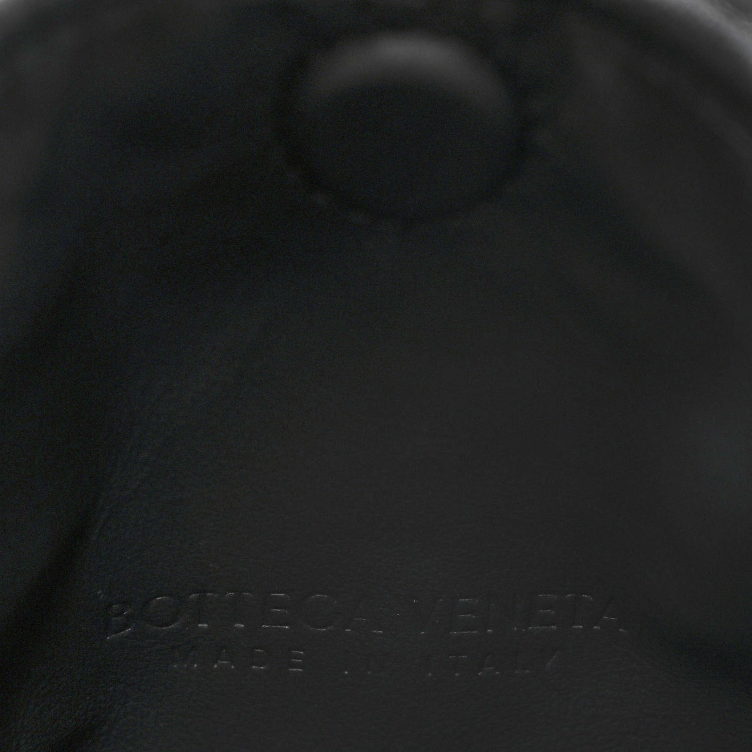 Calfskin Intrecciato Mini Hop Black