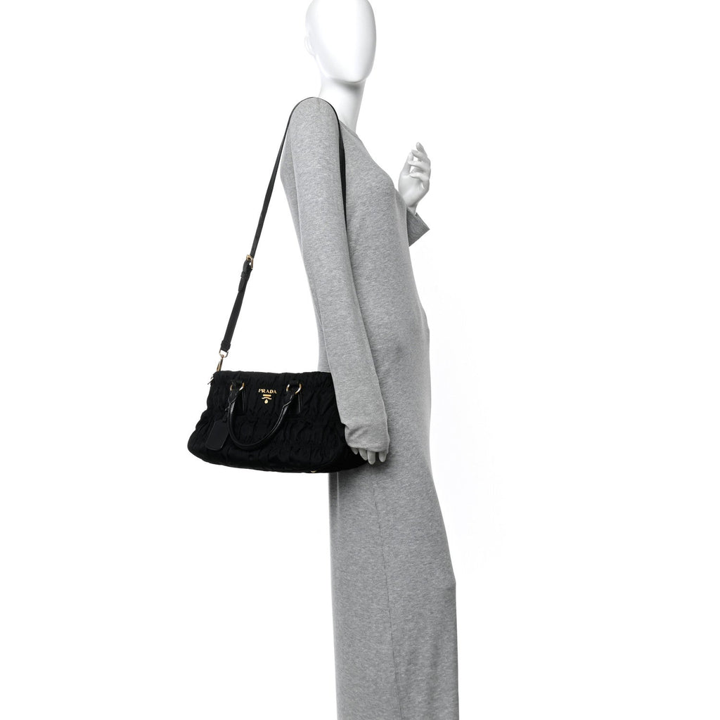 Tessuto Nylon Gaufre Tote Black