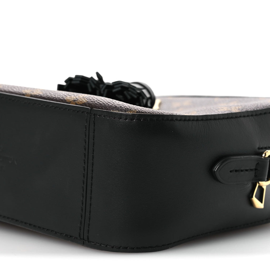 Monogram Saintonge Black