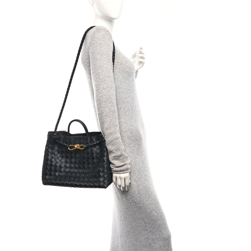Nappa Intrecciato Medium Andiamo Shoulder Bag Black