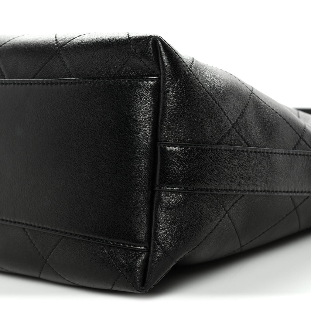 Shiny Calfskin Quilted Hobo Black