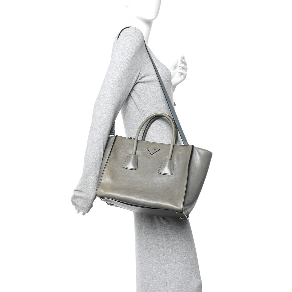 Glace Calf Twin Pocket Tote Marine