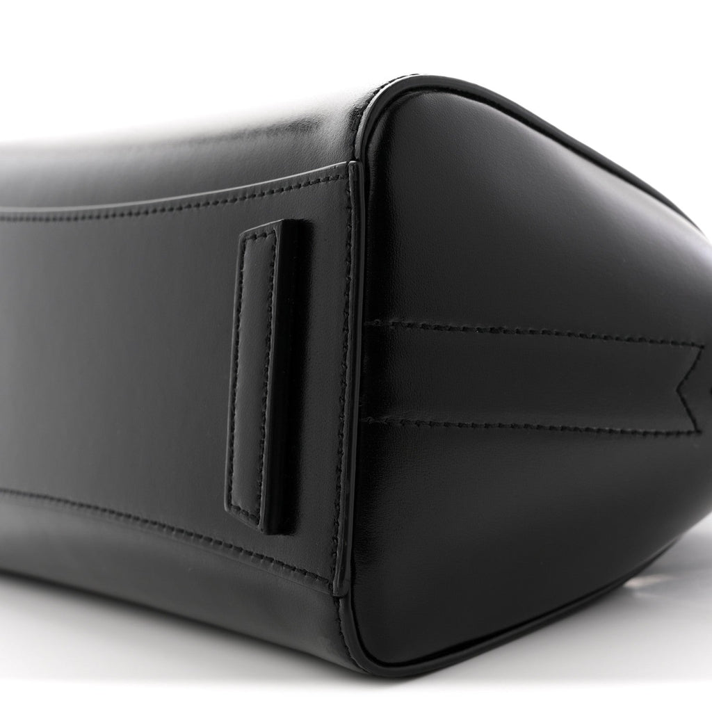 Shiny Lord Calfskin Mini Antigona Black