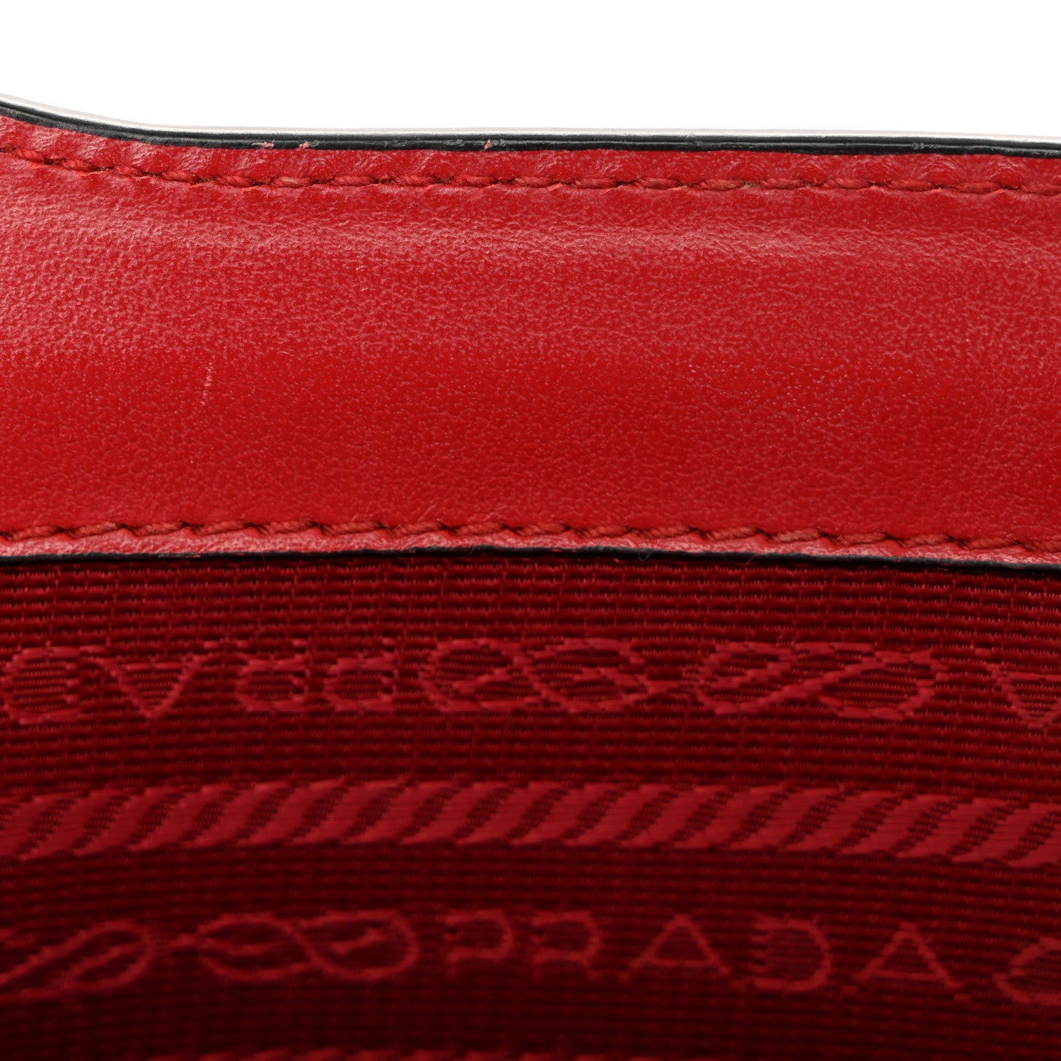 Saffiano Turn Lock Chain Shoulder Bag Fuoco