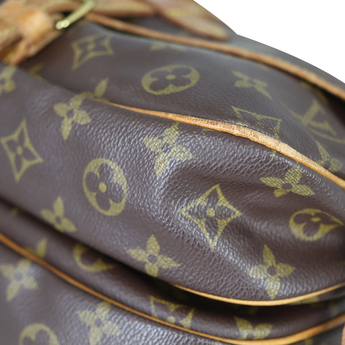 Louis Vuitton Saumur 30 Monogram