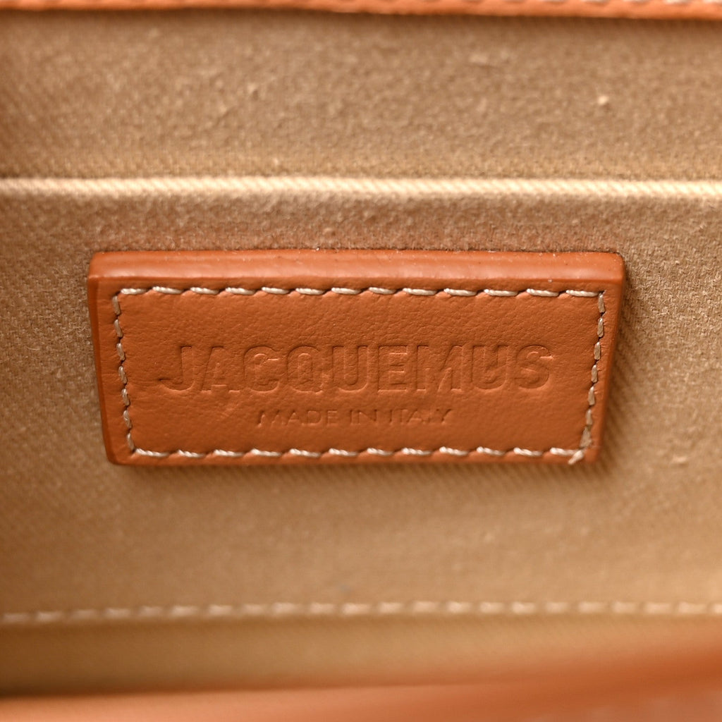 Smooth Calfskin Le Chiquito Moyen Terracotta
