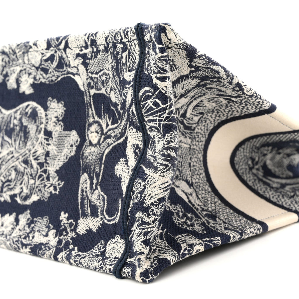 Canvas Embroidered Medium Dioriviera Toile De Jouy Book Tote Blue