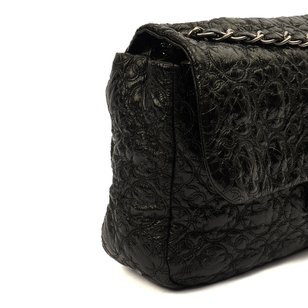 Chanel Shoulder Bag Flap Bag in Black, Leather