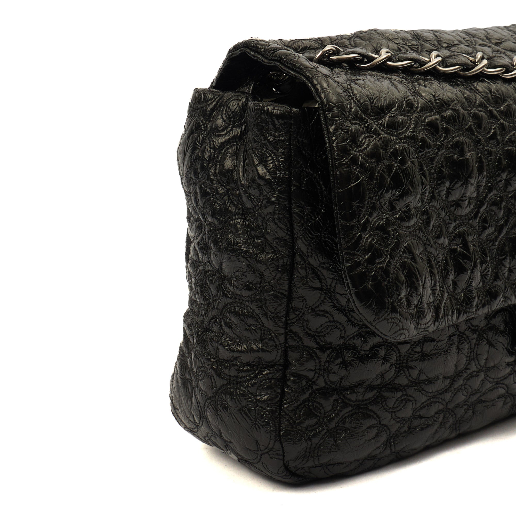Chanel Shoulder Bag Flap Bag in Black, Leather