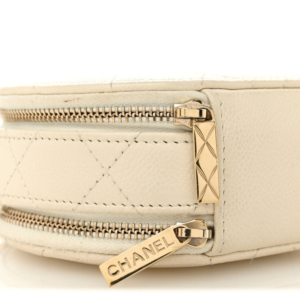 Caviar Quilted Round Handle With Care Vanity With Chain White