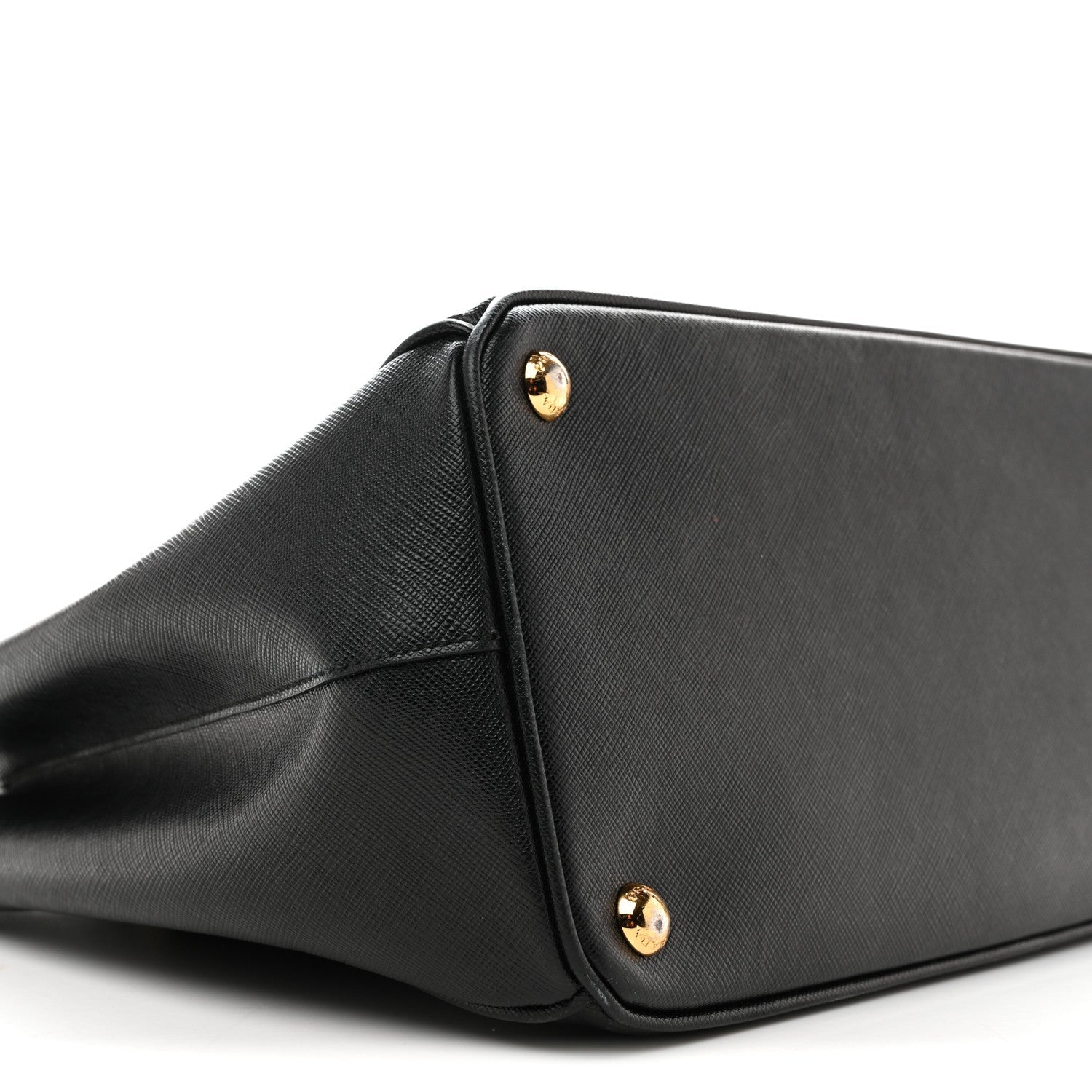 Saffiano Lux Medium Galleria Double Zip Tote Black