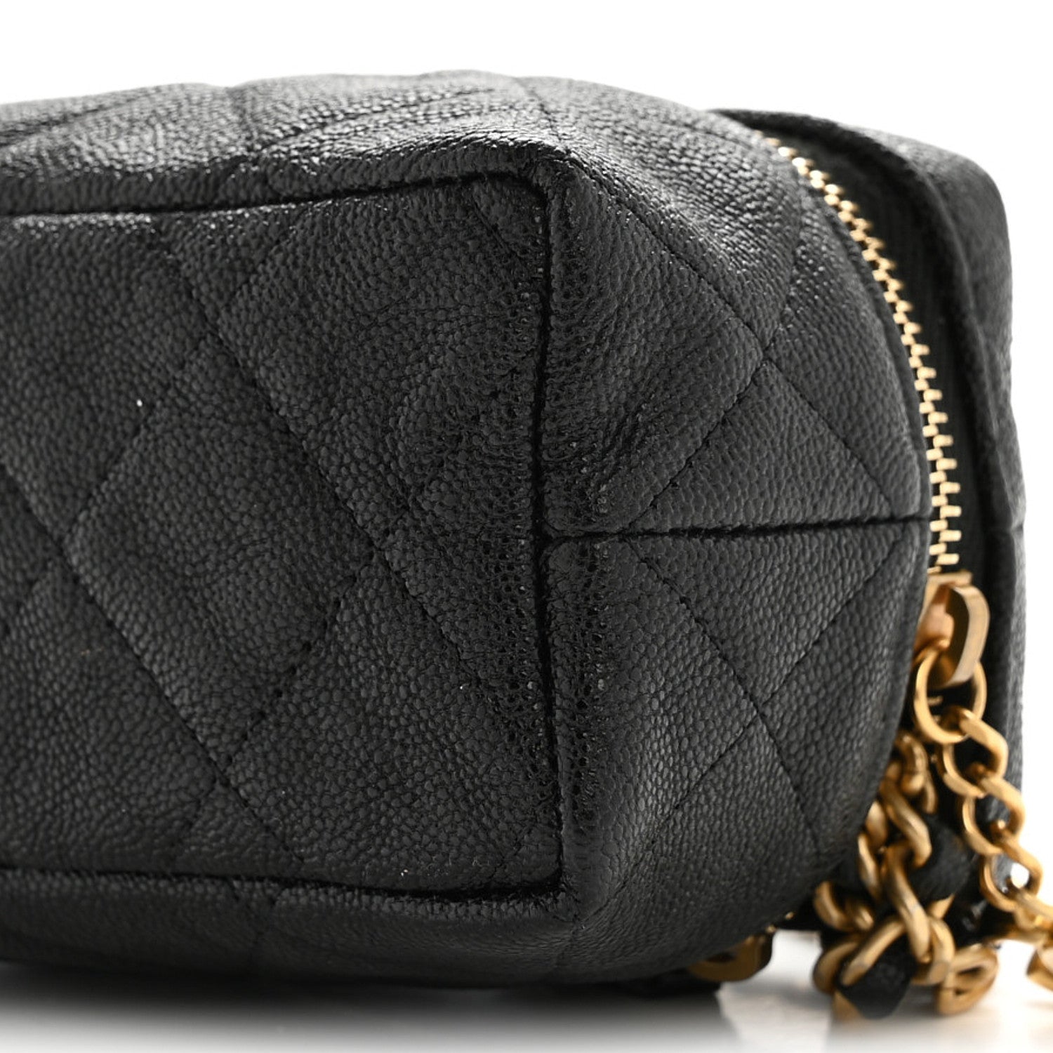Caviar Quilted Mini Top Handle Vanity With Chain Black