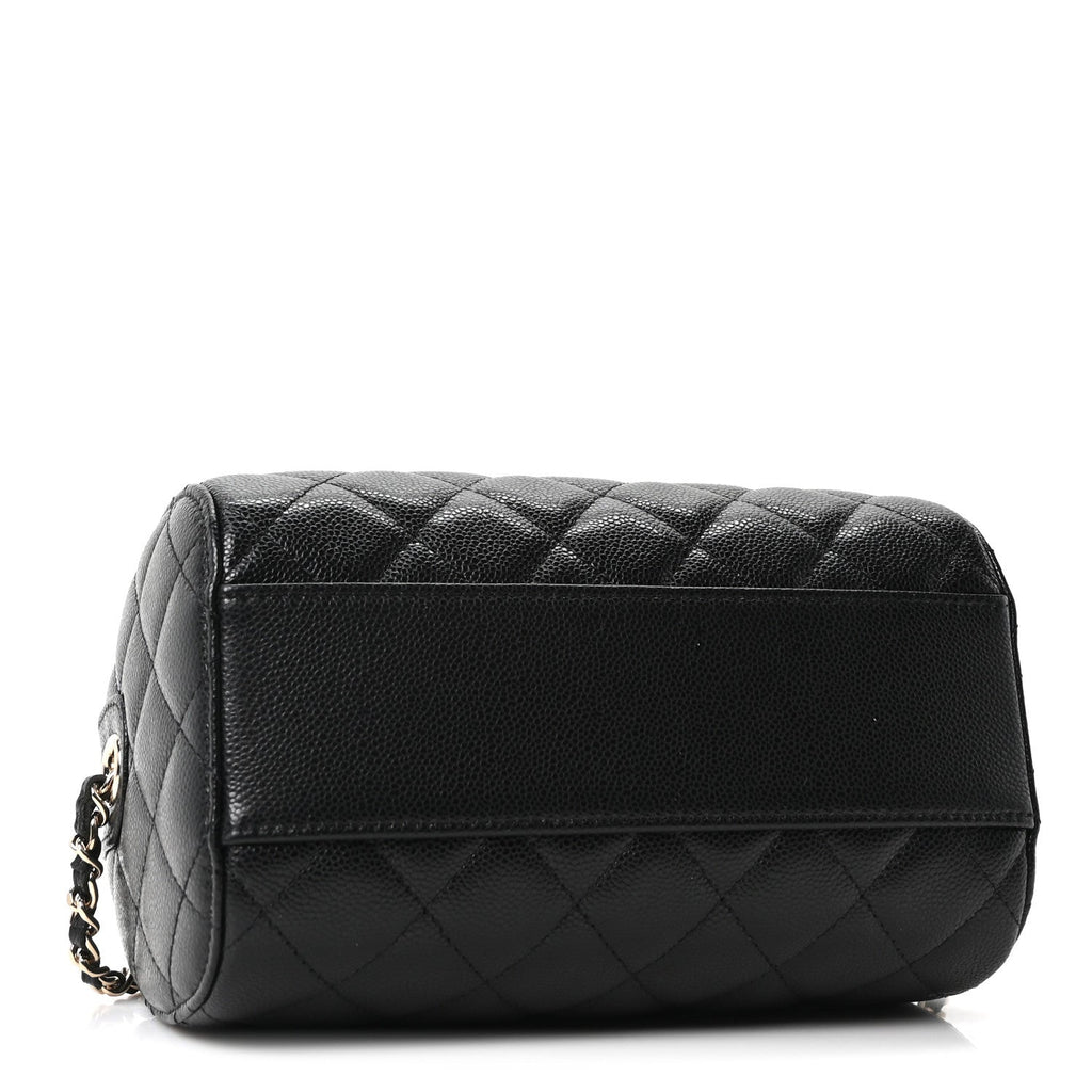 Caviar Quilted Barrel Clutch With Chain Black