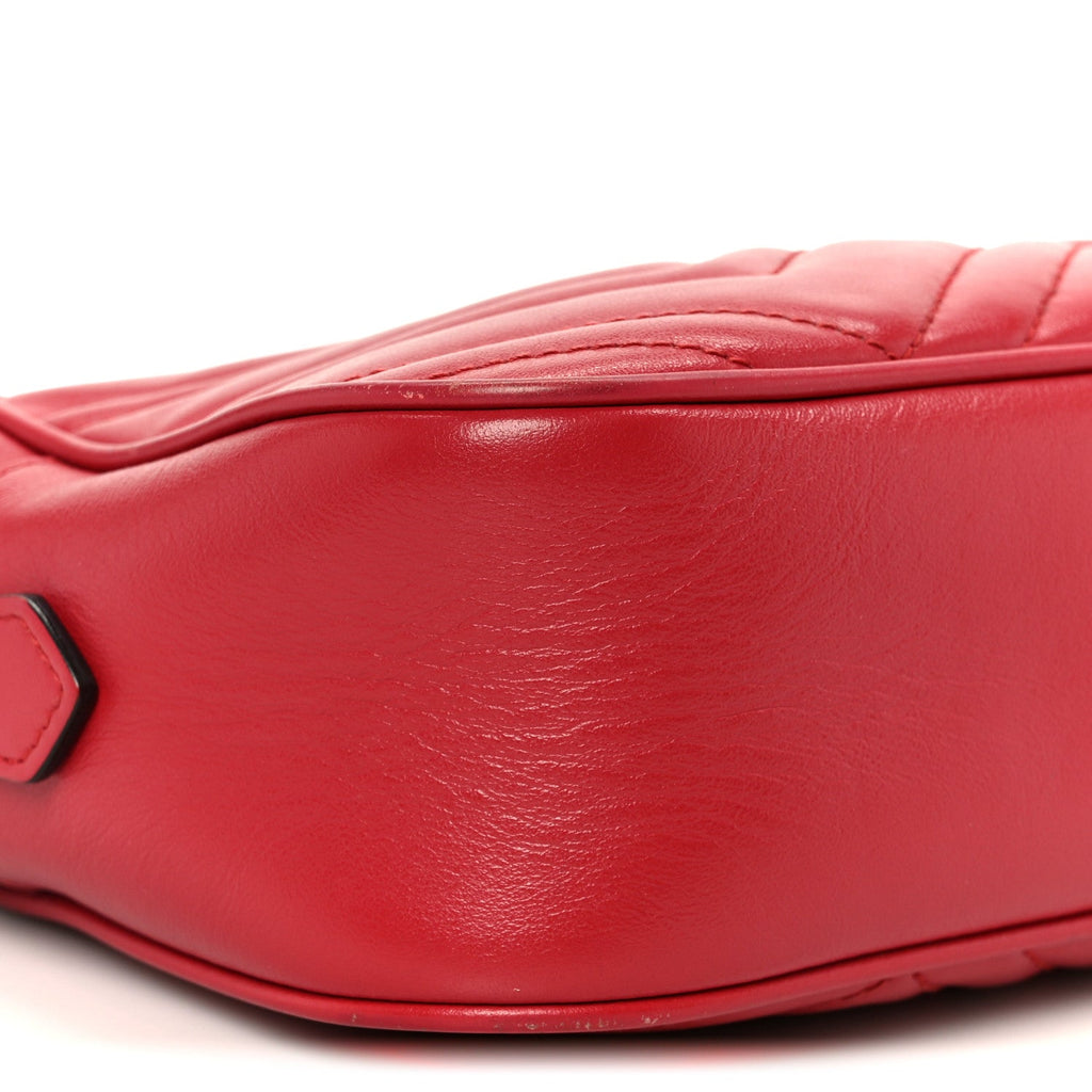 Calfskin Matelasse Small GG Marmont Chain Shoulder Bag Hibiscus Red