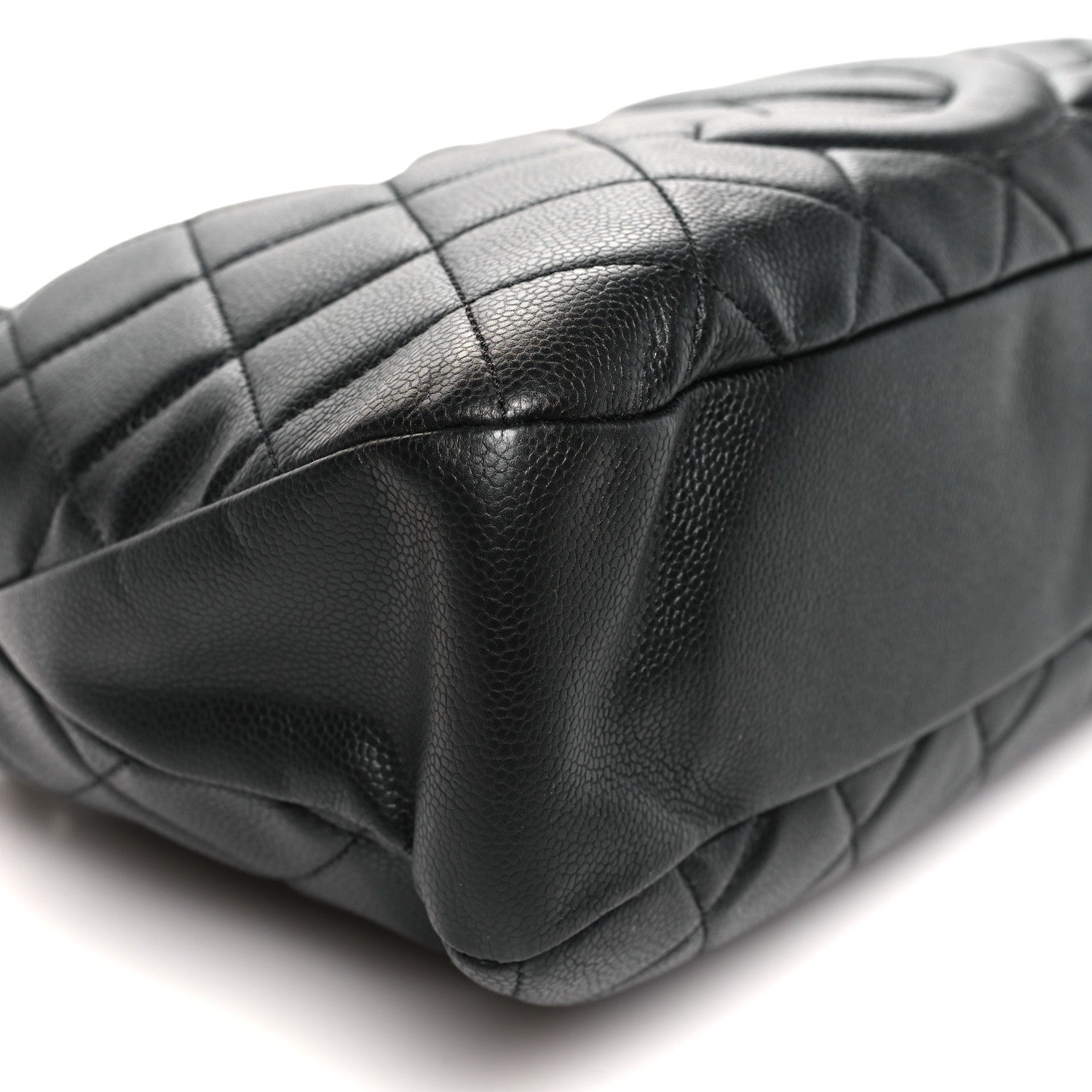 Caviar Quilted CC Timeless Soft Tote Black