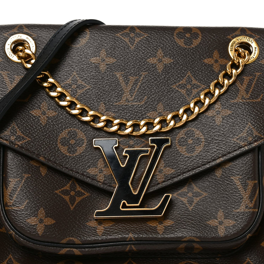 Monogram Passy