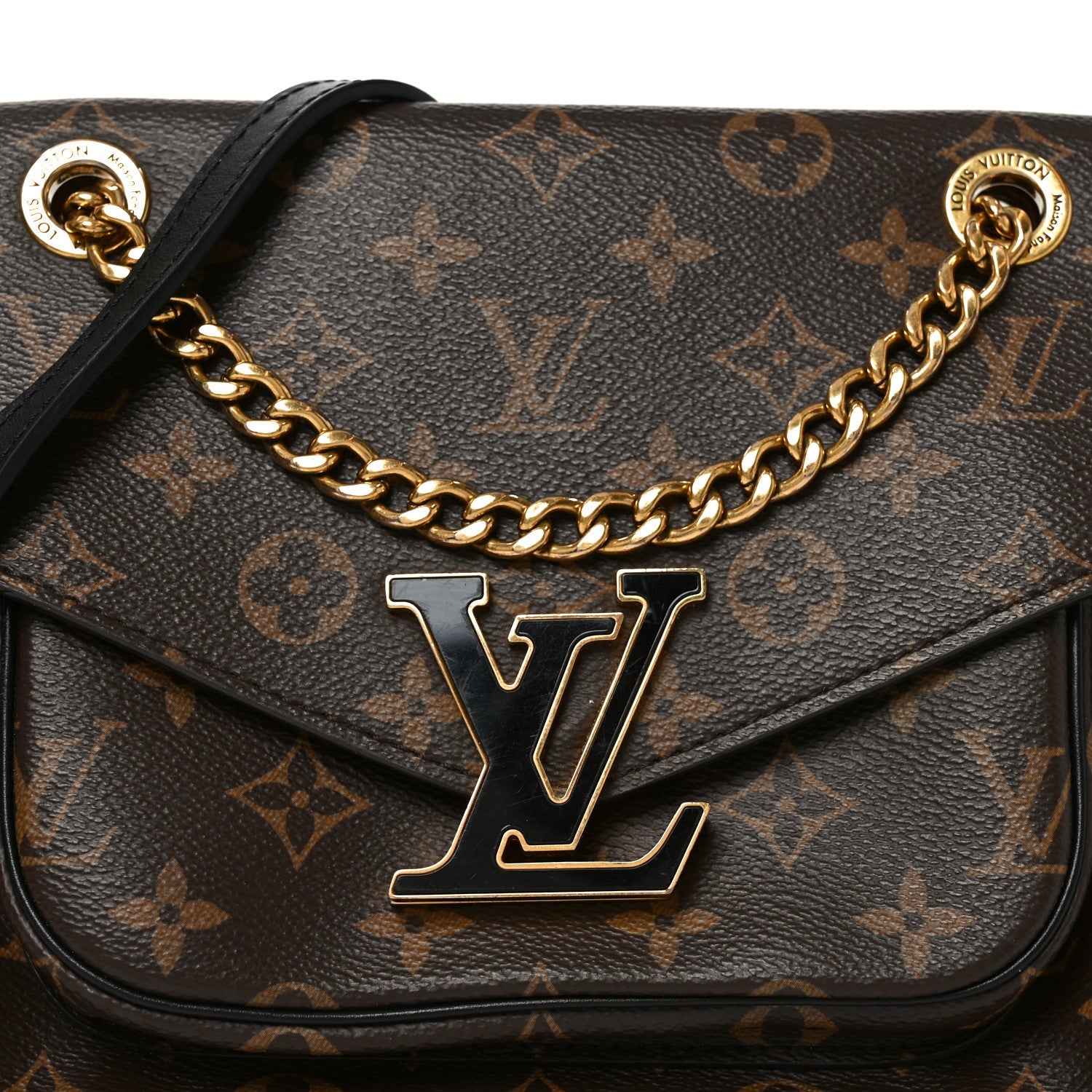Monogram Passy