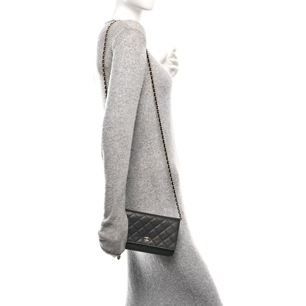 Caviar Quilted Wallet on Chain WOC Black