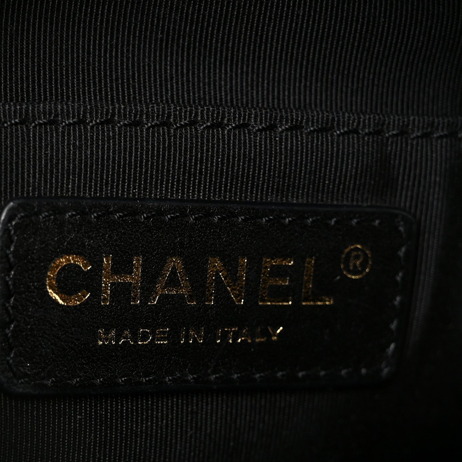 Calfskin Stitched Covered CC Camera Case Bag Black