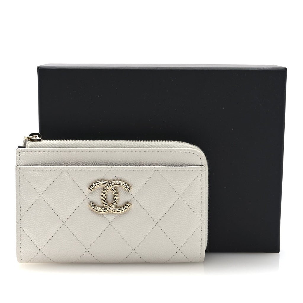 Caviar Quilted CC Logo Zip Around  Holder White