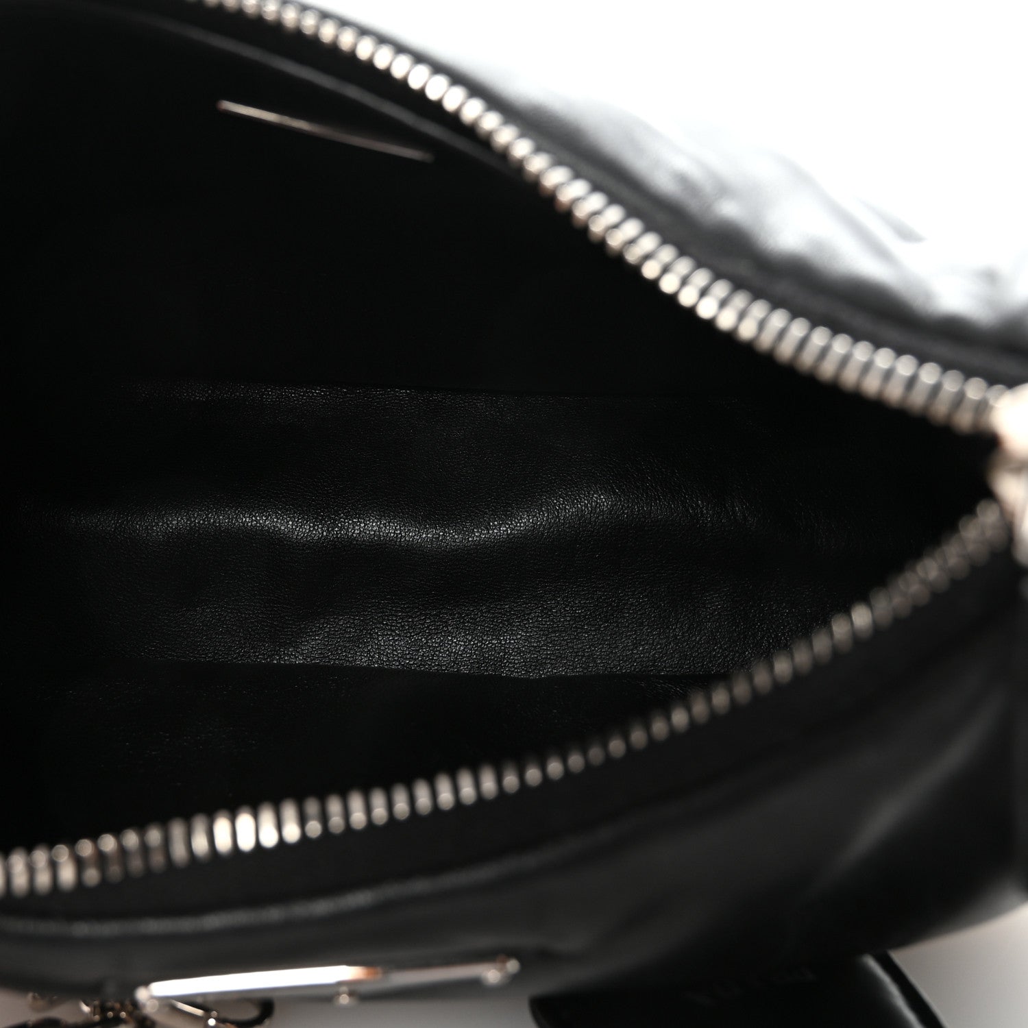 Nappa Soft Padded Re-Edition 2005 Shoulder Bag Black