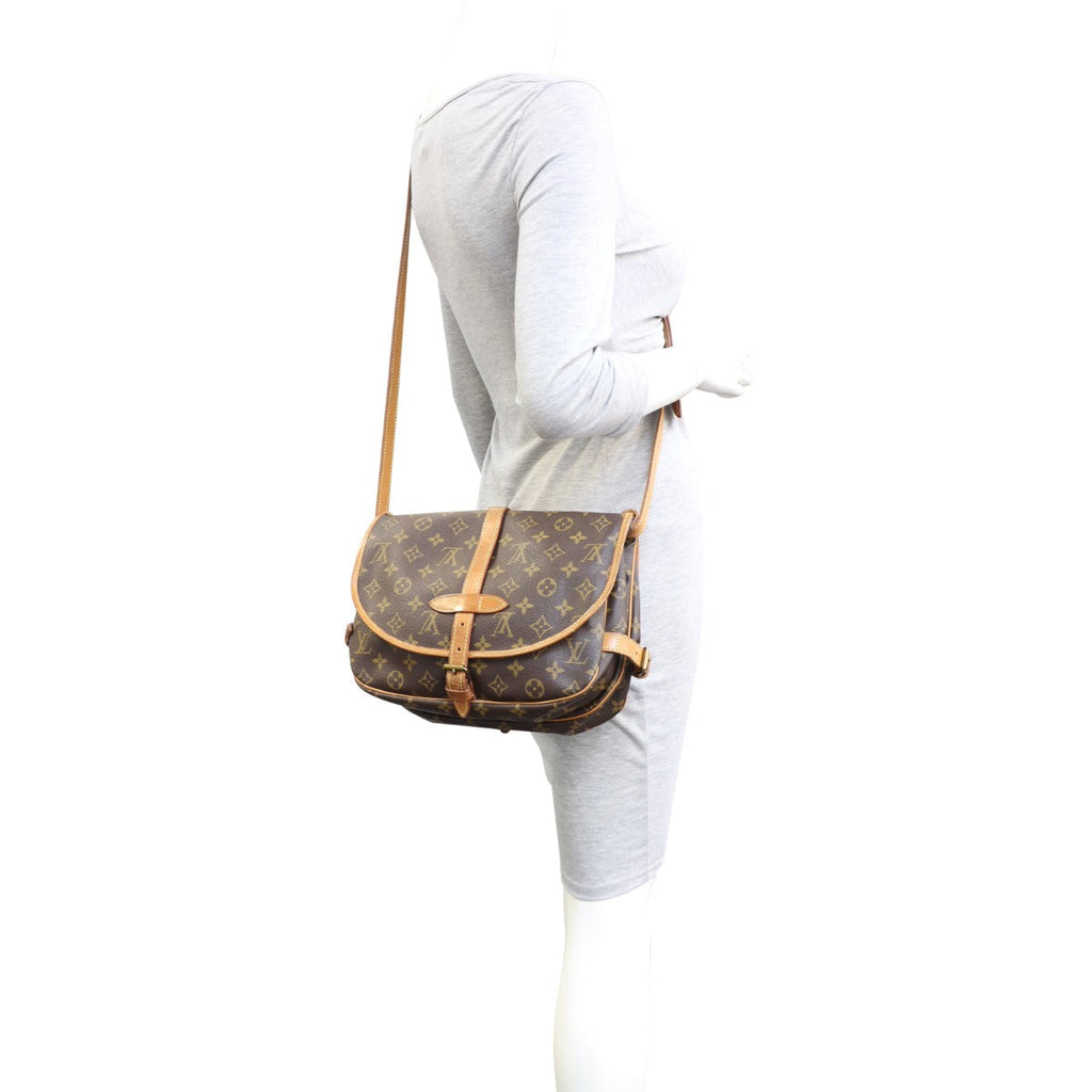 Louis Vuitton Saumur 30 Monogram