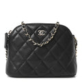 Caviar Quilted Classic Clutch With Chain Black