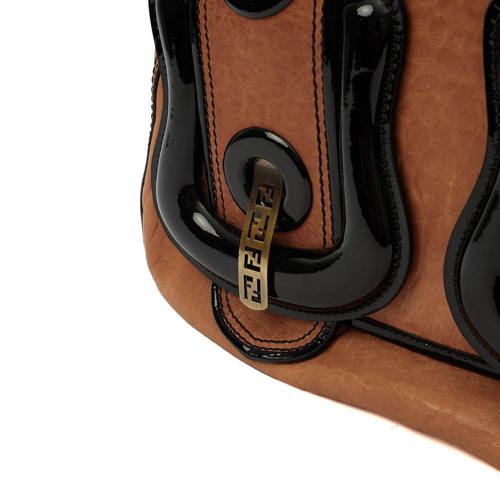 Fendi Shoulder Bag B Buckle Shoulder Bag in Brown, Leather