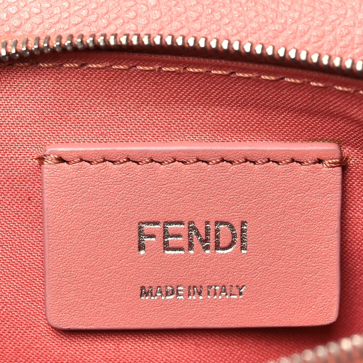Vitello Cruise F is Fendi Medium Envelope Wallet on Chain Macaron