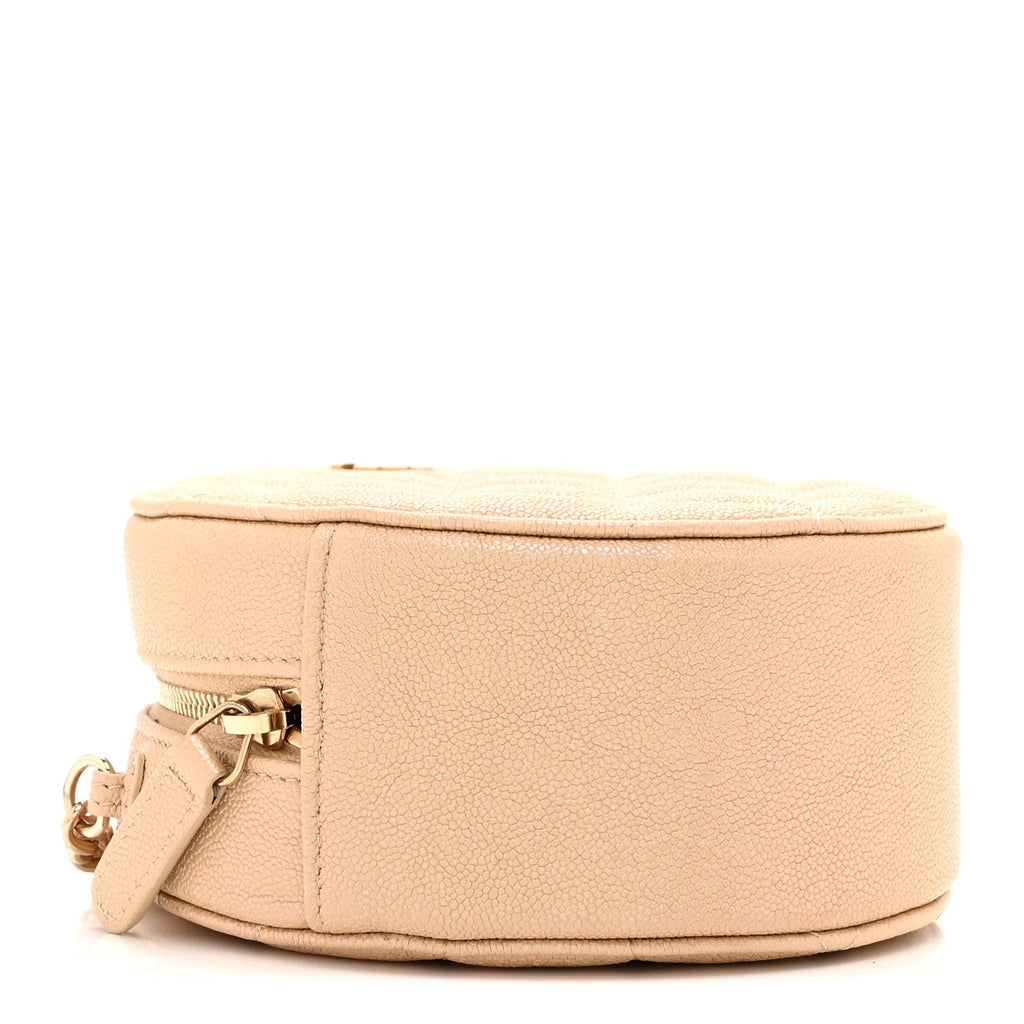 Iridescent Caviar Quilted Round Clutch With Chain Beige