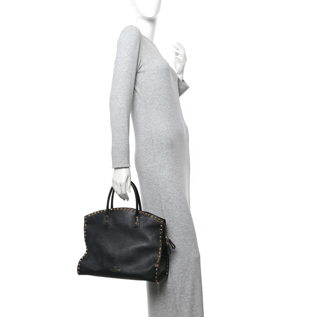 Vitello Rockstud Dome Shopper Black
