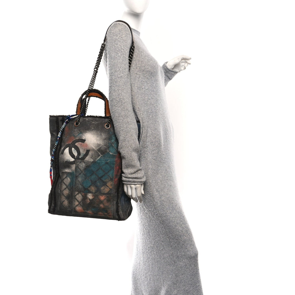 Canvas Graffiti Art School Oh My Boy Tote Black