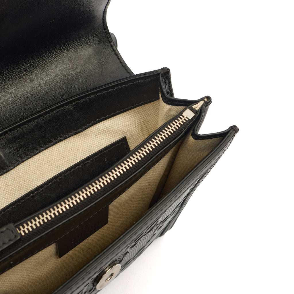Gucci Cross Body Messenger in Black, Leather