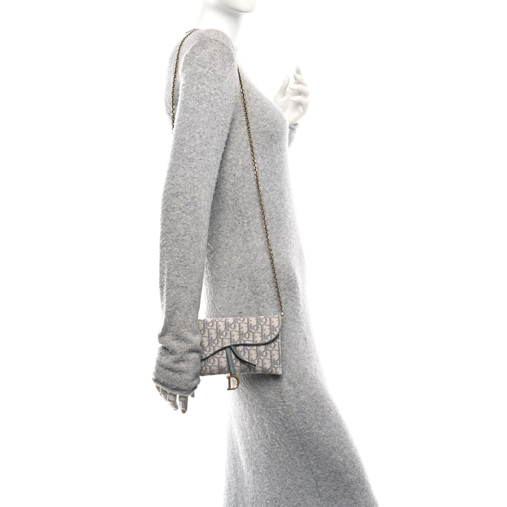 Oblique Saddle Chain Long Wallet Grey