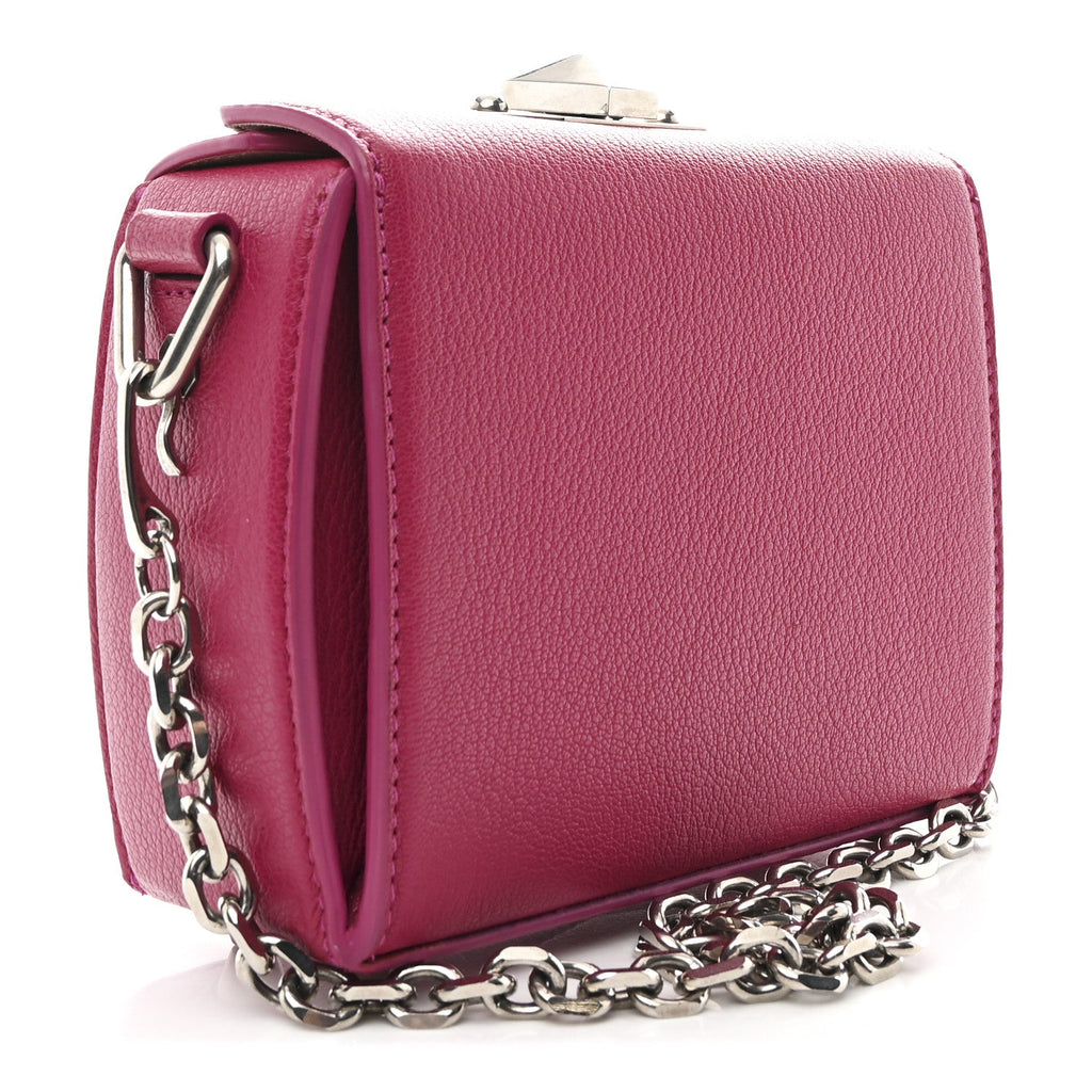 Silky Amish Grain Calfskin Box Shoulder Bag 19 Pink