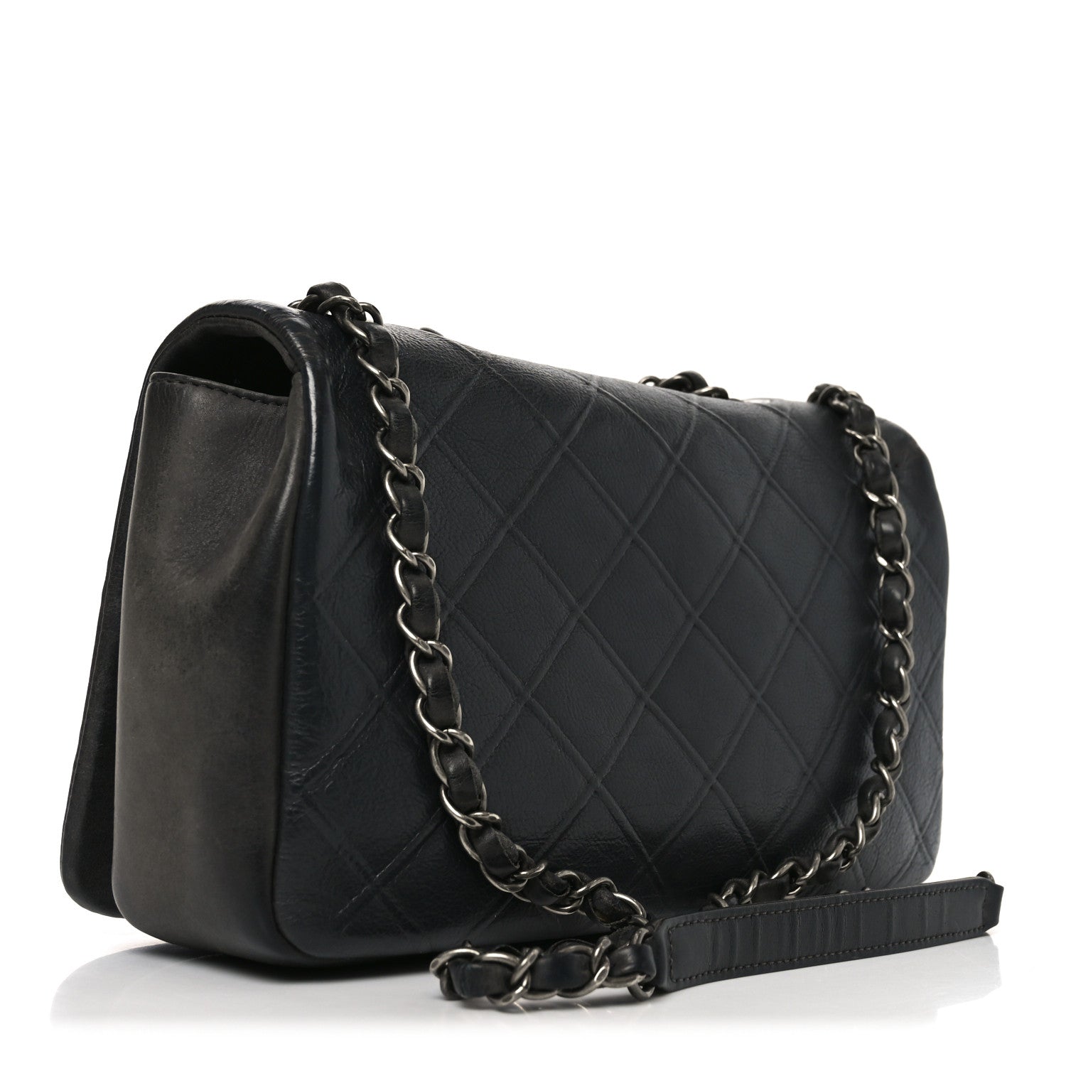 Calfskin Diamond Embossed Medium New Chic Flap Dark Grey